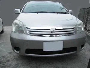 トヨタ　ラウム　リアゲート　デントリペア