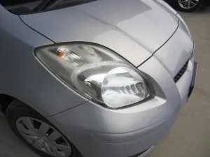 ドアのデントリペア　トヨタ　ヴィッツ