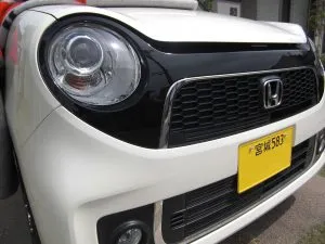 この割れ方・・・変です！？　ホンダ　N-ONE