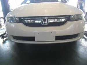 ホンダ　オデッセイ　ガラスリペア