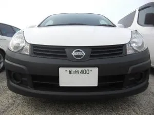 割れてないのですが・・・日産ADバン