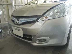 なが～いヘコミ　ホンダフィット