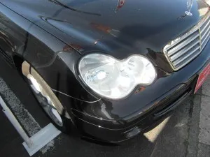 ベンツのガラスリペア