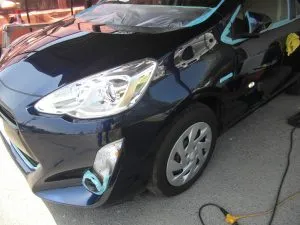 新車ですか？　いいえ3年前の車です。トヨタ　アクア