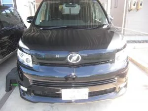 いつの間にか割れてましたⅡ　トヨタ　ヴォクシー