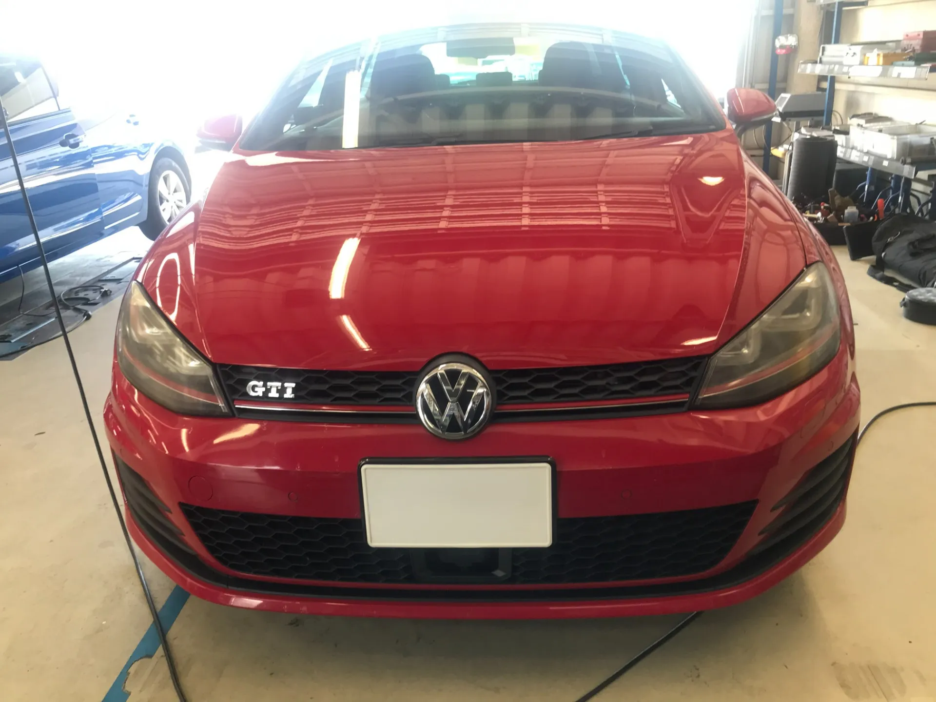 太白区でvw ゴルフ　ドアパンチリペア